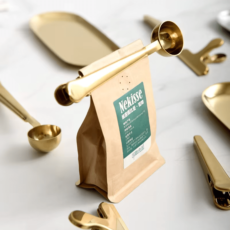 2 - in - 1 Coffee Scoop & Seal - Urban Jiko