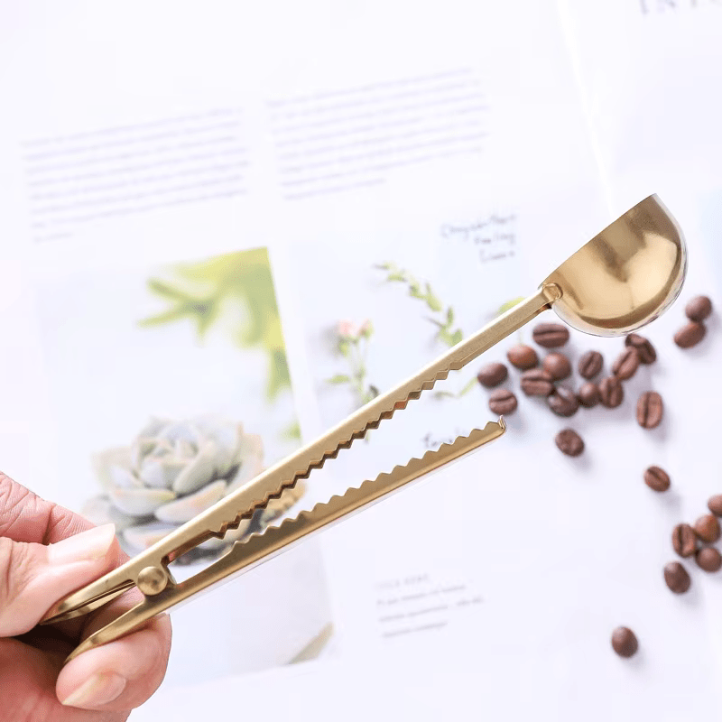 2 - in - 1 Coffee Scoop & Seal - Urban Jiko