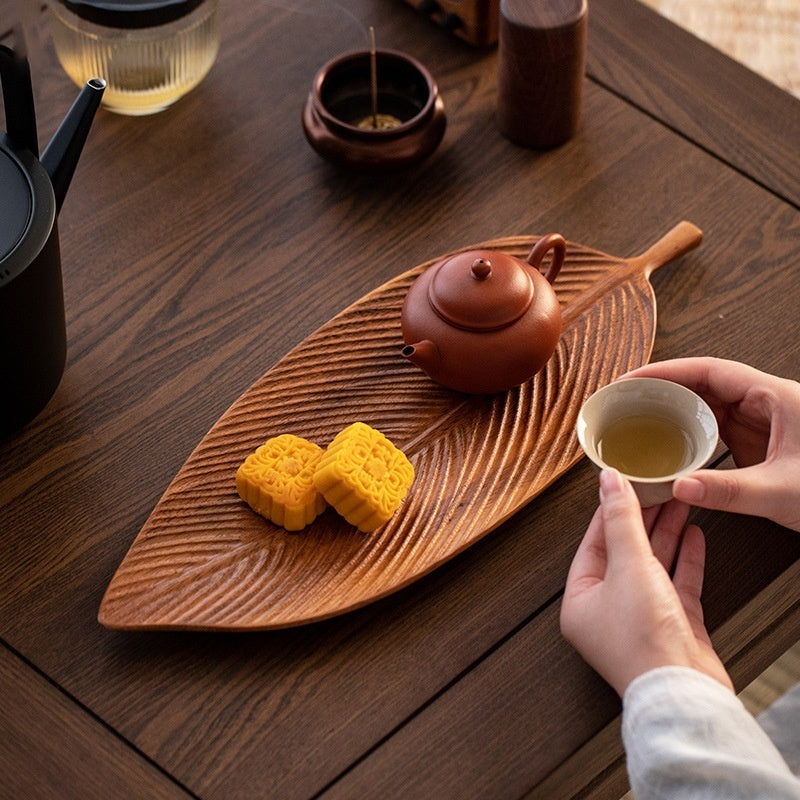 Walnut Leaf Tray